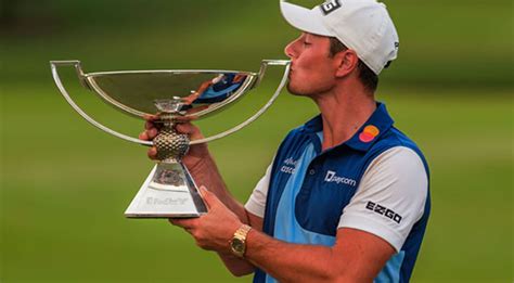 vegasinsider golf odds this week.